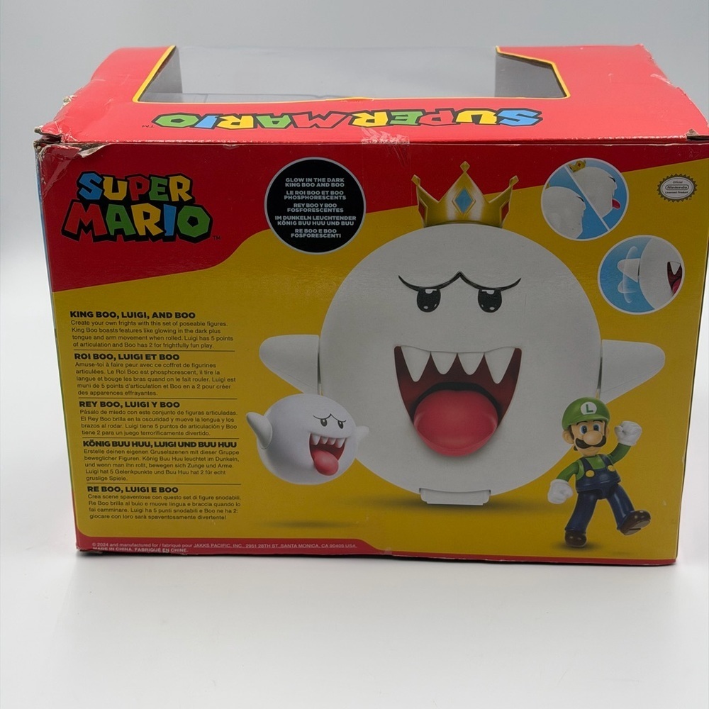Nintendo King Boo Figure with Luigi Accessory - White & Gold - Picture 4 of 4